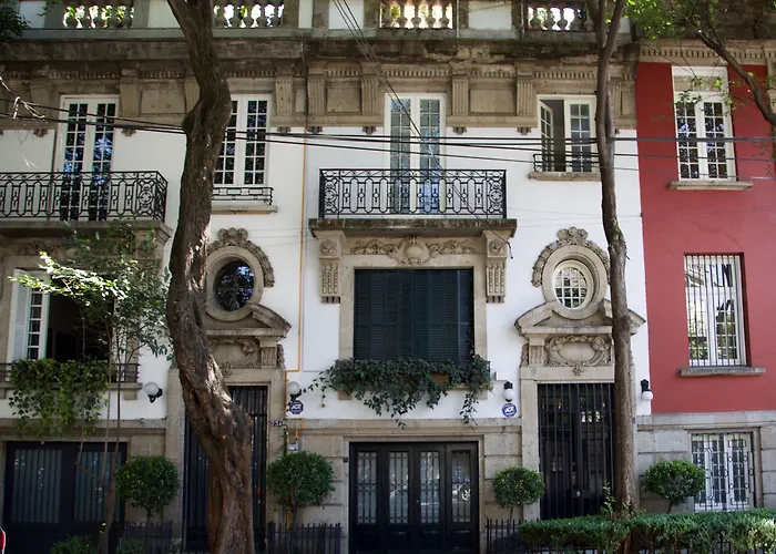 Nima Local House & 5* México DF