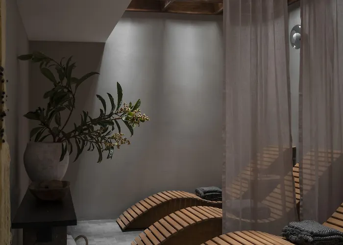 Nima Local House Hotel & Spa Отель